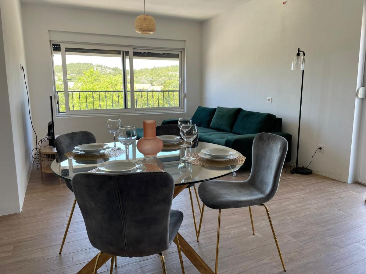 Apartments Martina Tisno Exterior photo